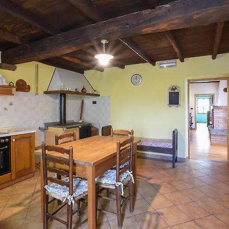 2 Bedroom Stunning In Comuneglia Lägenhet Cassego-Villa